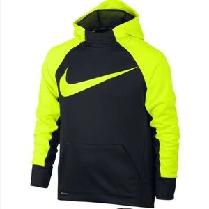Nike Youth Therma Swoosh Graphic Hoodie size‎ L